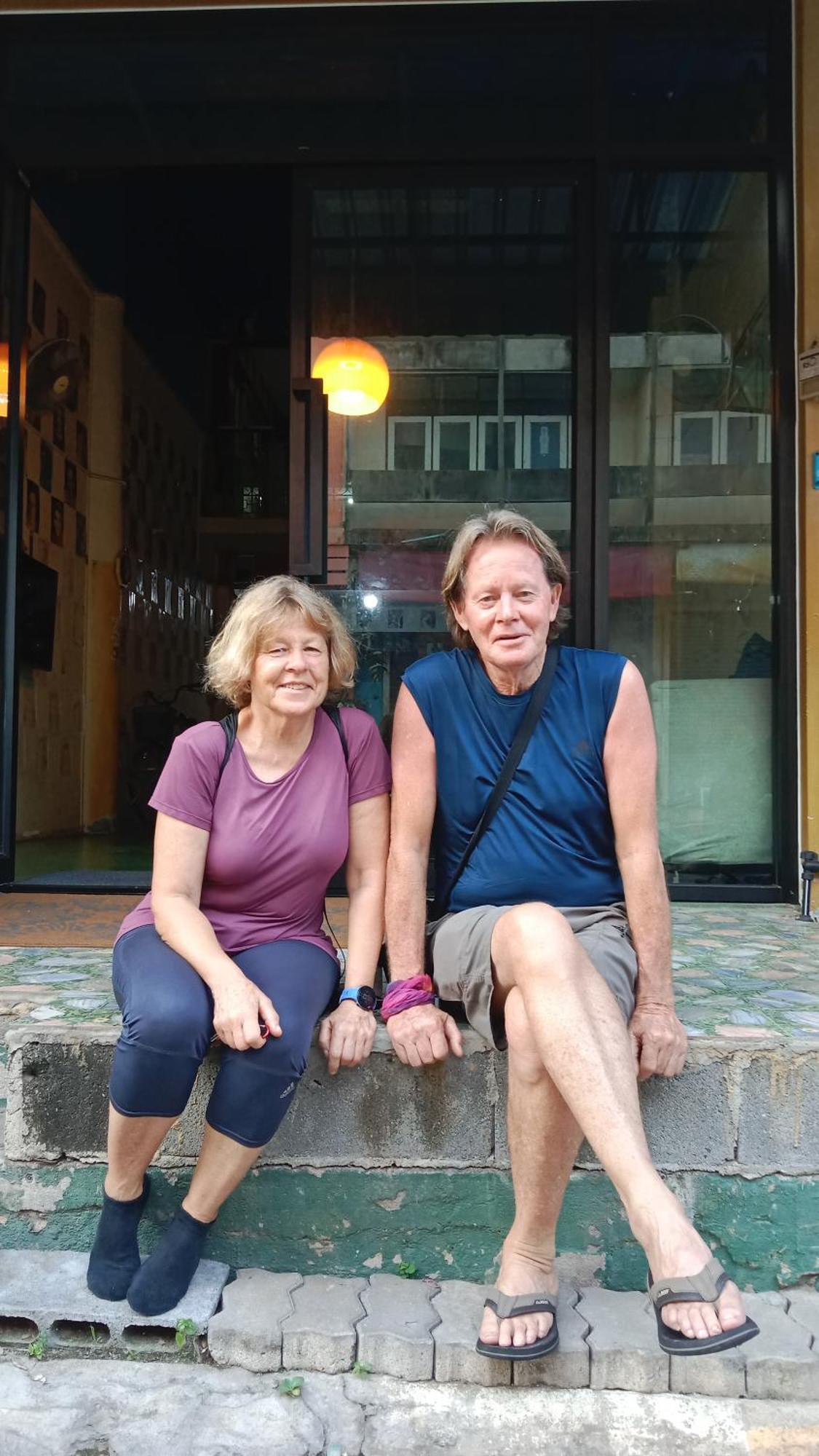 Banphe​ Hostel Exterior foto