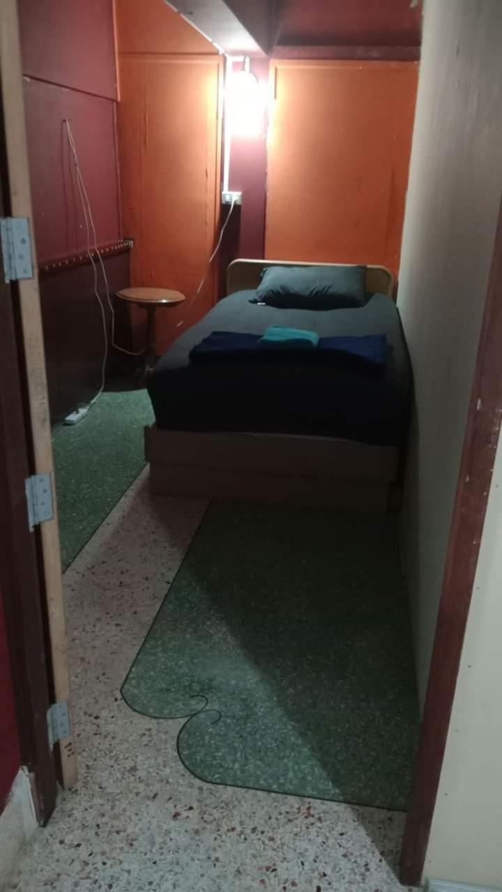 Banphe​ Hostel Zimmer foto